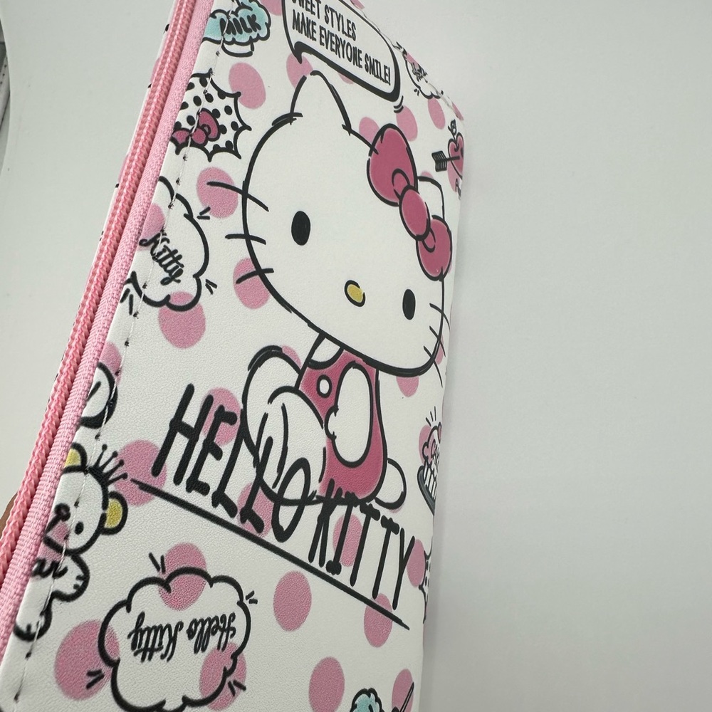 Hello Kitty White Zipper Wallet Brand new - Picture 3 of 5
